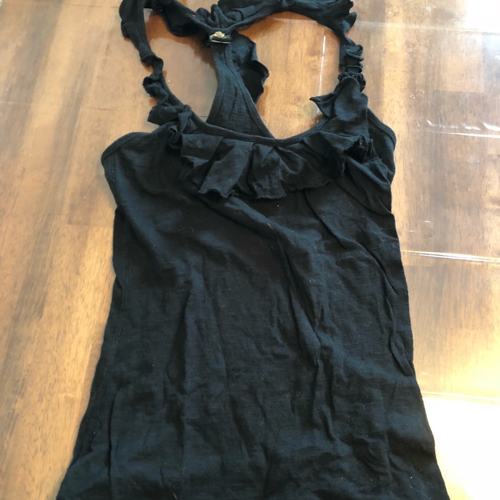 Black ruffled Tank